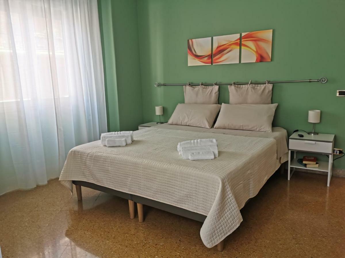 Elera Holiday Apartment Palermo Buitenkant foto
