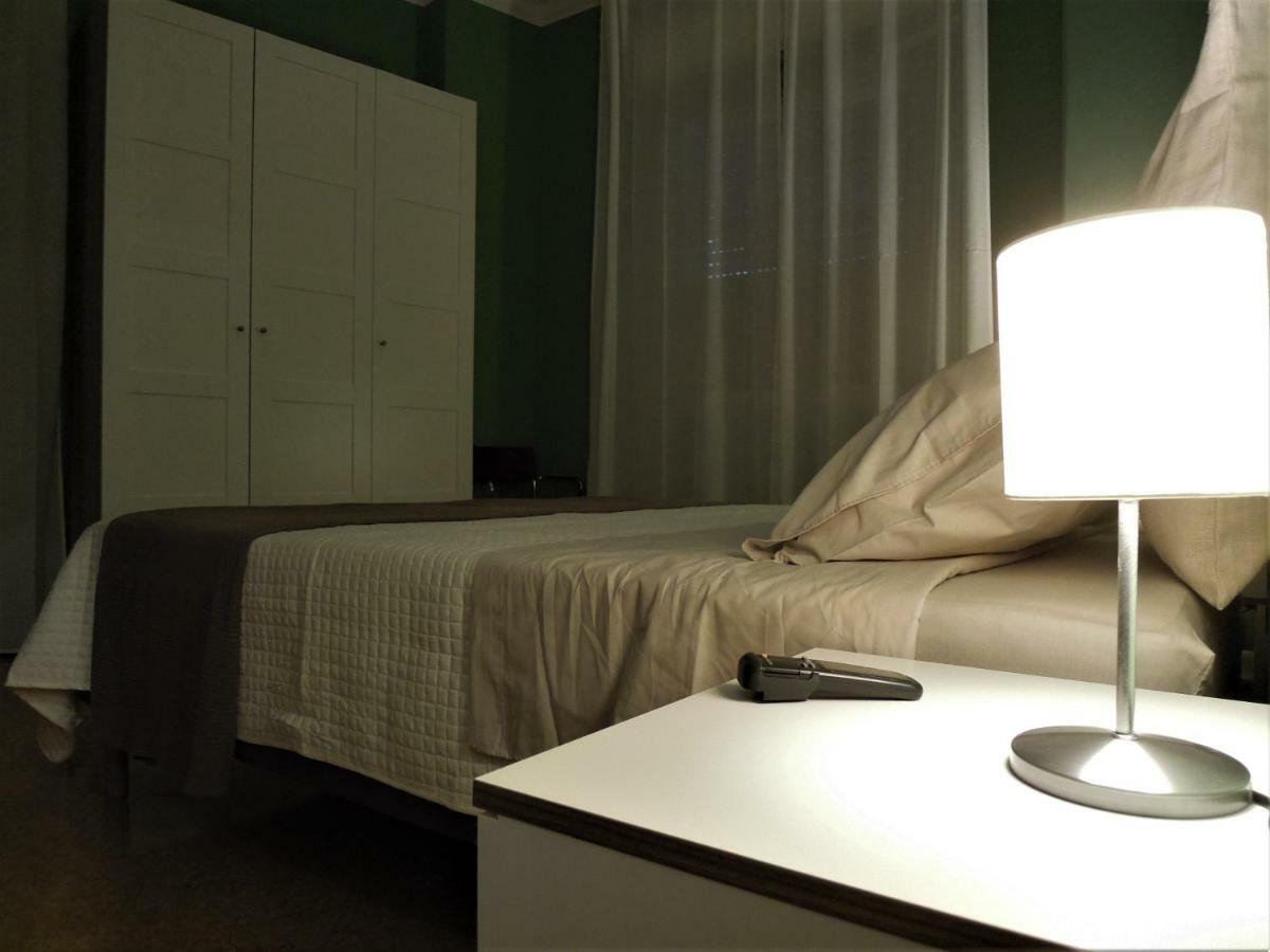 Elera Holiday Apartment Palermo Buitenkant foto